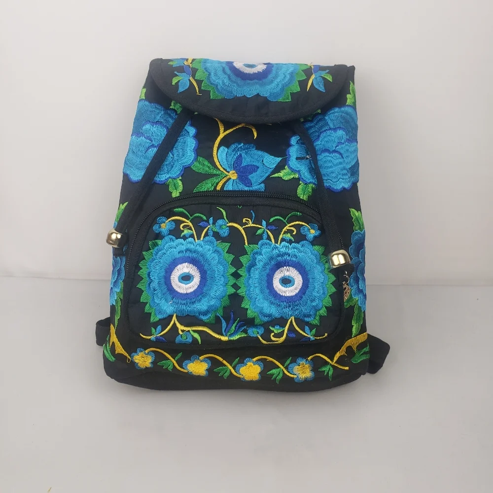 Embroidered floral‎ Mexican Backpack NEW/ mochila Mexicana bordada a mano nueva